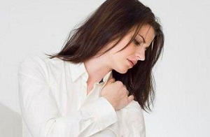 если болит спина под сердцем