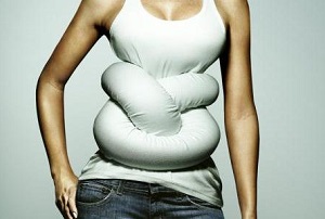 Болит спина в области лопаток на месячные